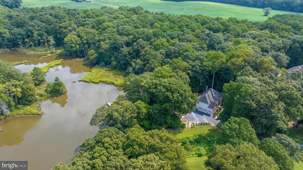 3305 BLUE HERON WAY