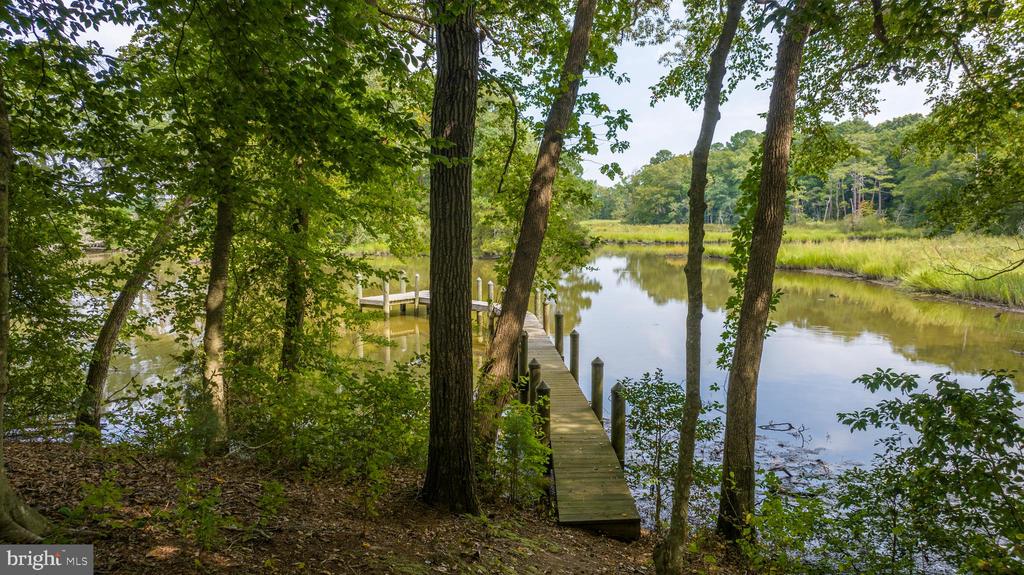 3305 BLUE HERON WAY