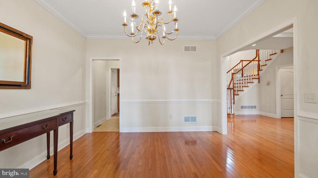 3305 BLUE HERON WAY
