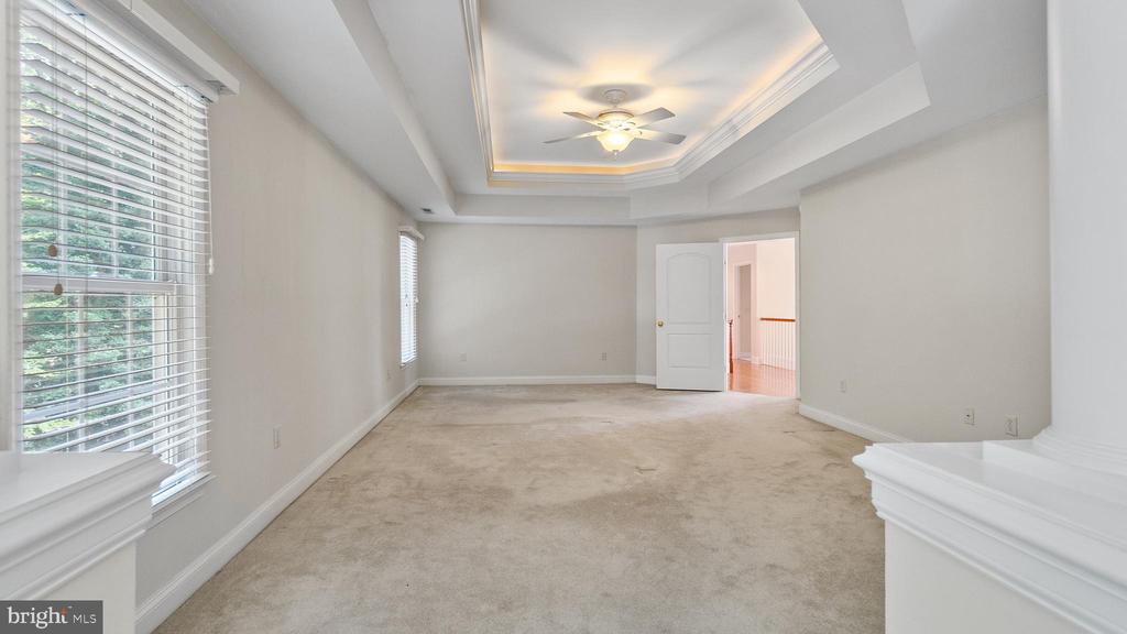 3305 BLUE HERON WAY