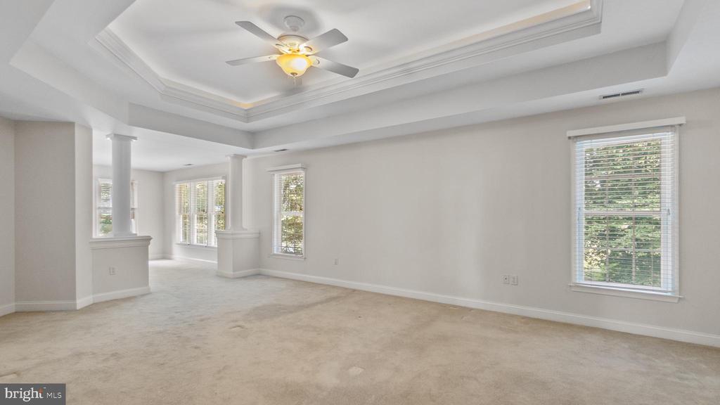 3305 BLUE HERON WAY