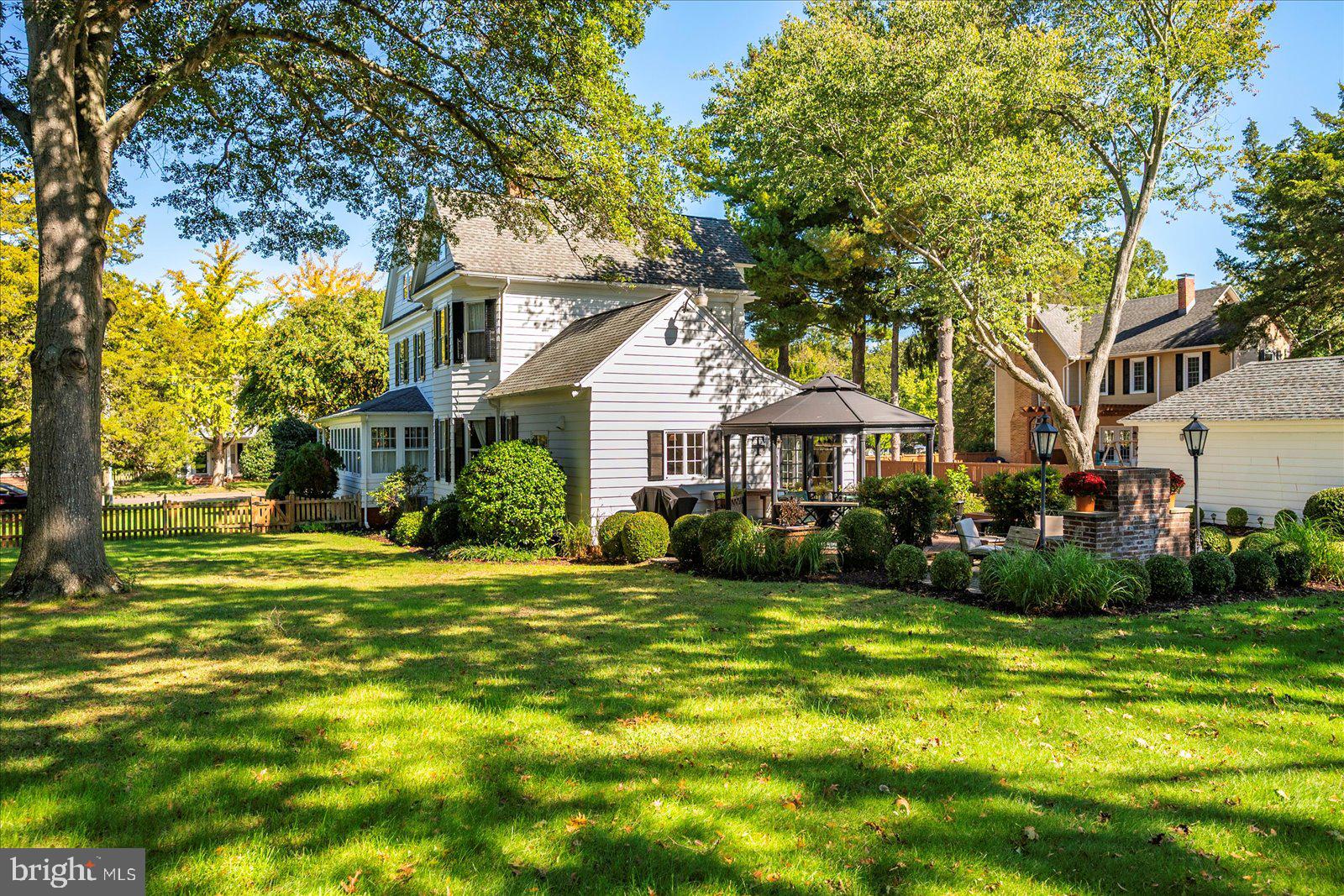 302 MIDDLE BOULEVARD