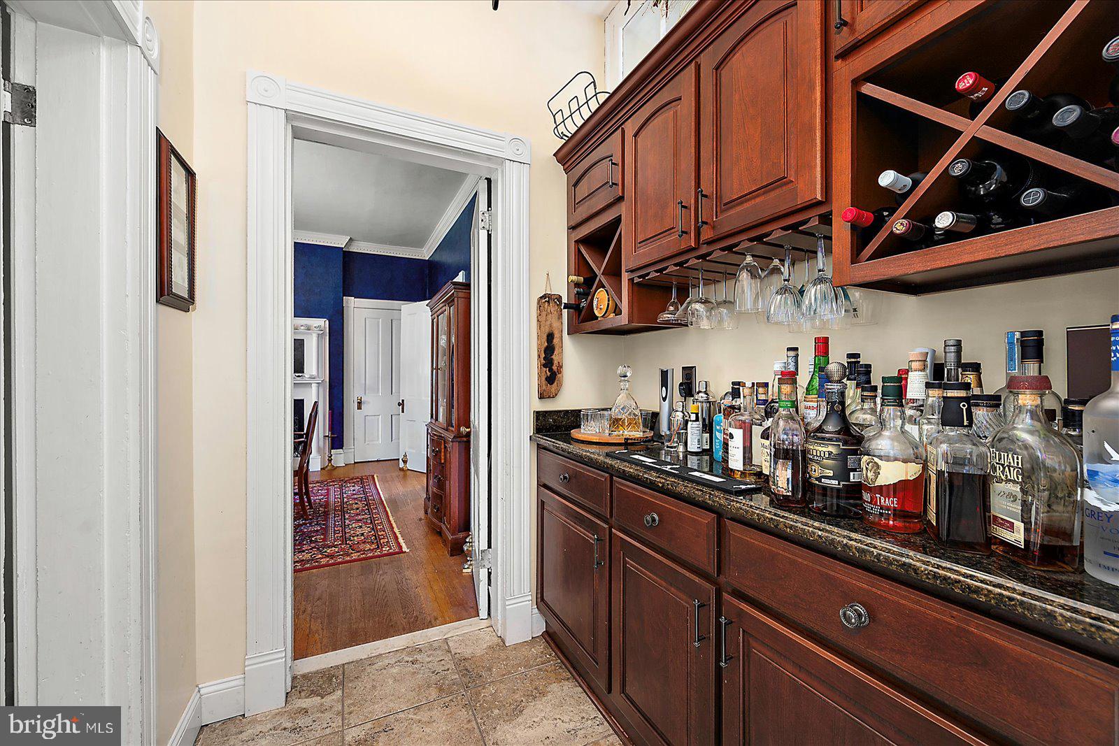 302 MIDDLE BOULEVARD