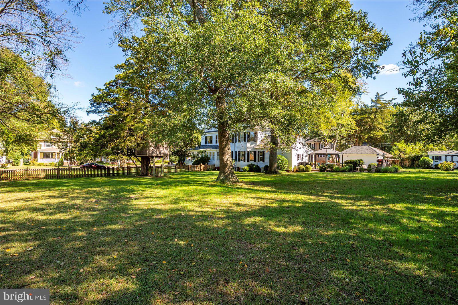 302 MIDDLE BOULEVARD