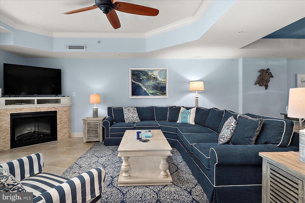 121 81ST STREET Unit: 705