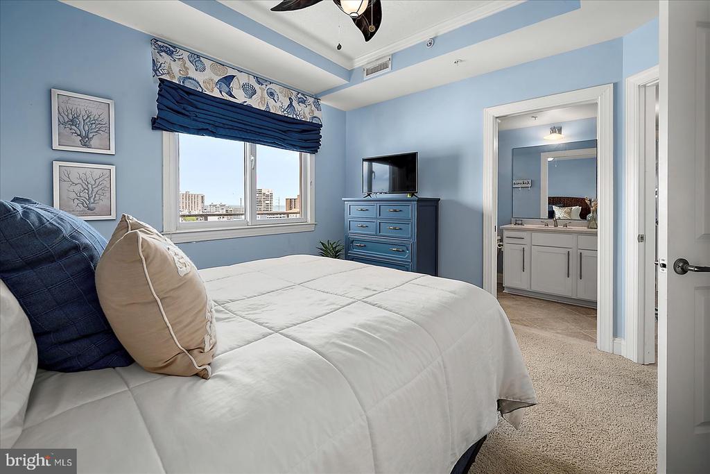 121 81ST STREET Unit: 705