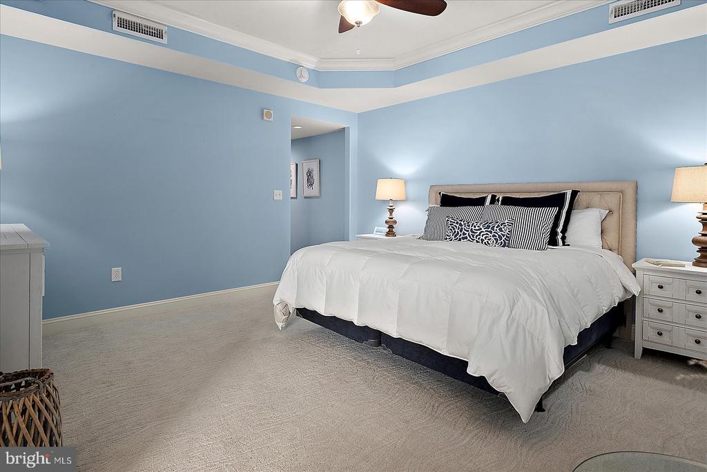 121 81ST STREET Unit: 705