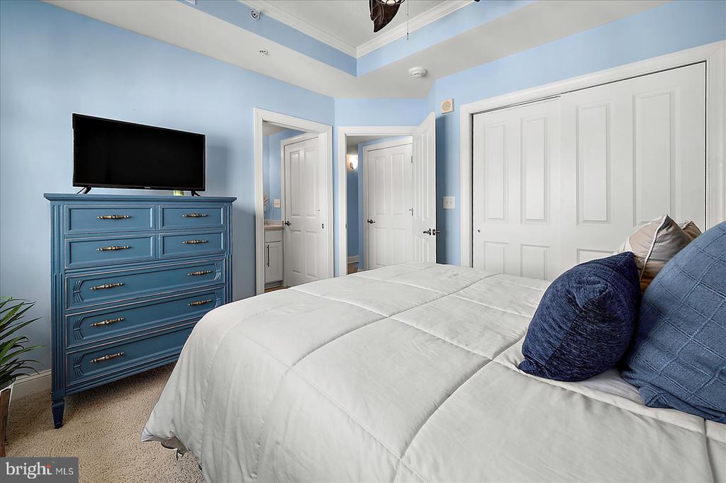 121 81ST STREET Unit: 705