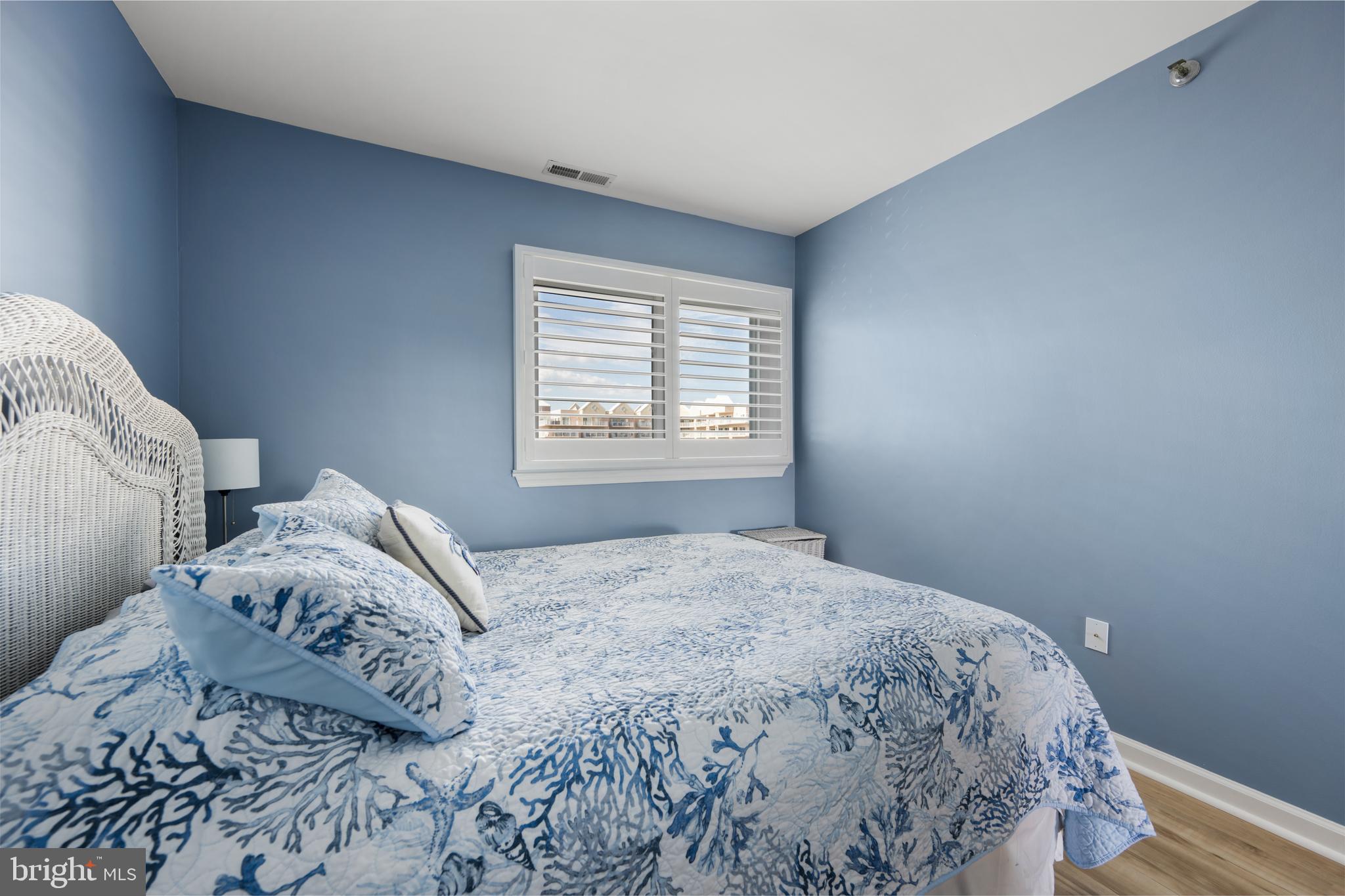 12401 JAMAICA AVENUE 358O