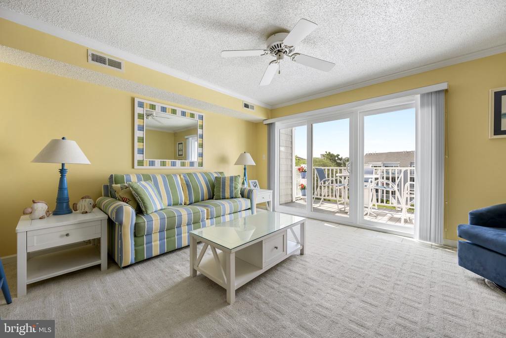 12401 JAMAICA AVENUE Unit: 360O1