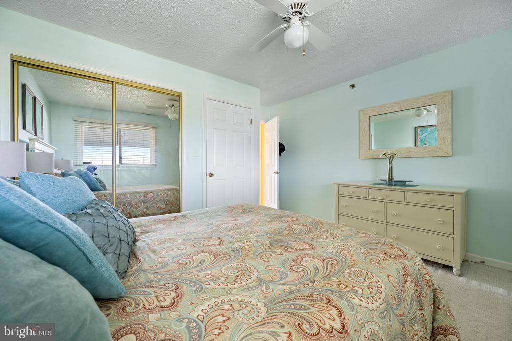 12401 JAMAICA AVENUE Unit: 360O1