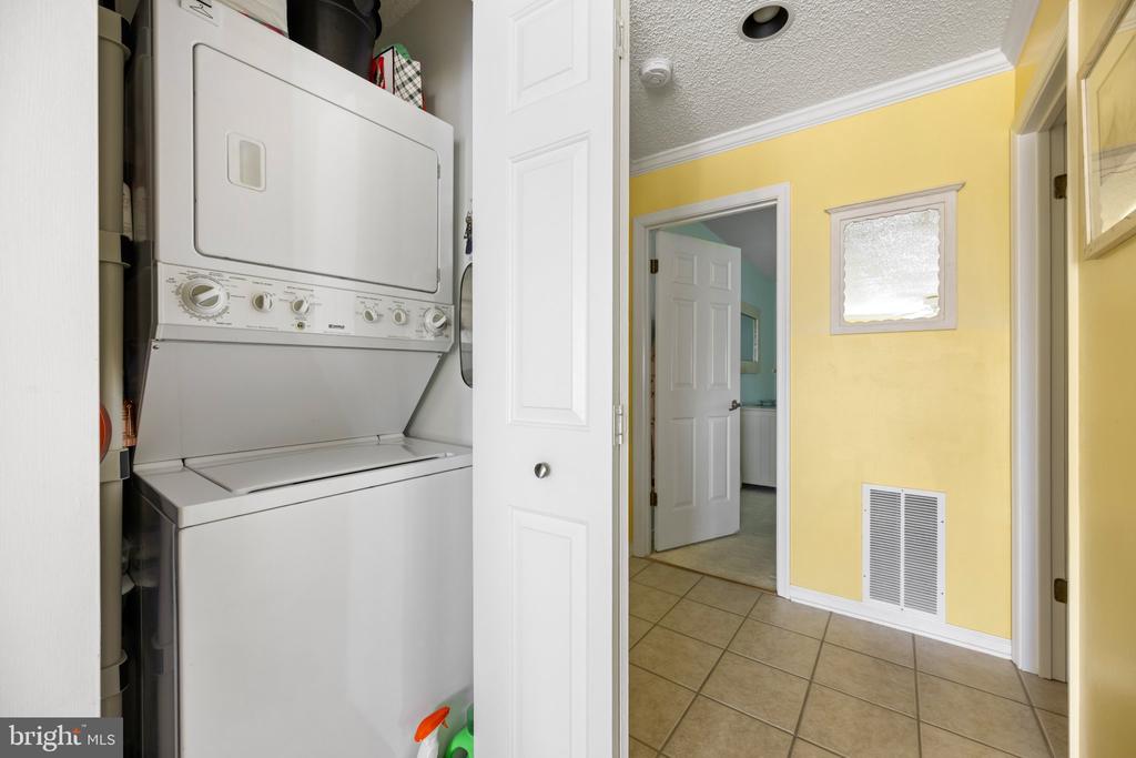 12401 JAMAICA AVENUE Unit: 360O1