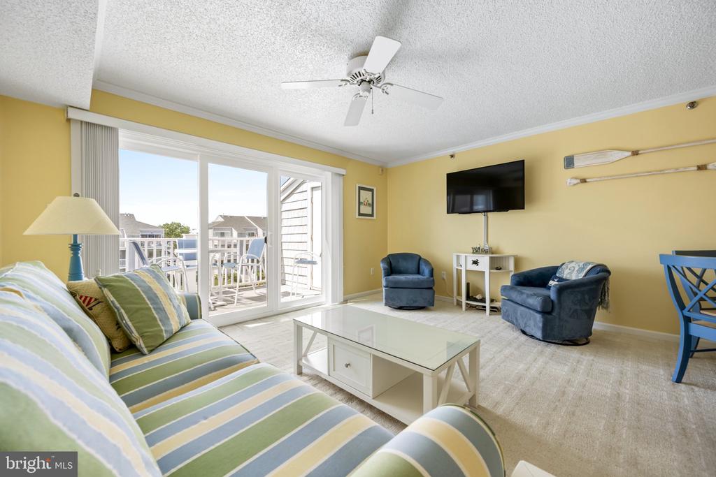 12401 JAMAICA AVENUE Unit: 360O1