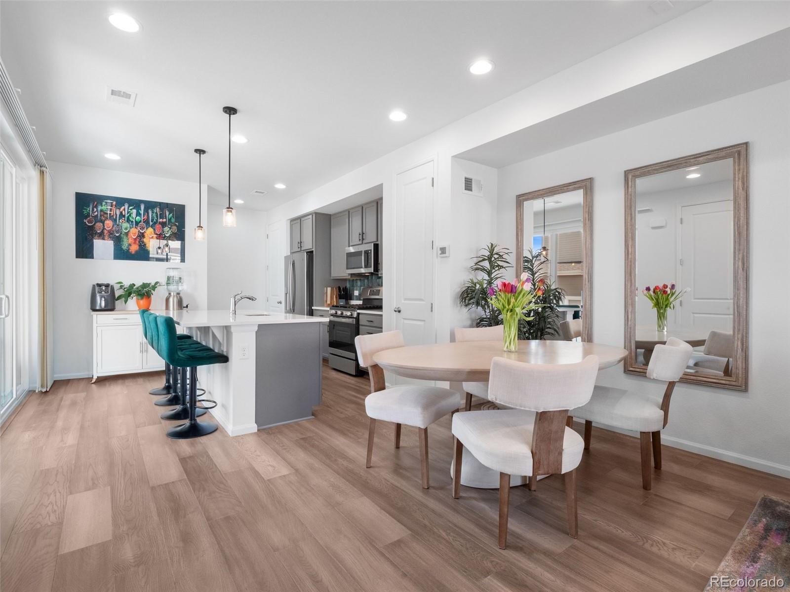 27436 E Archer Avenue