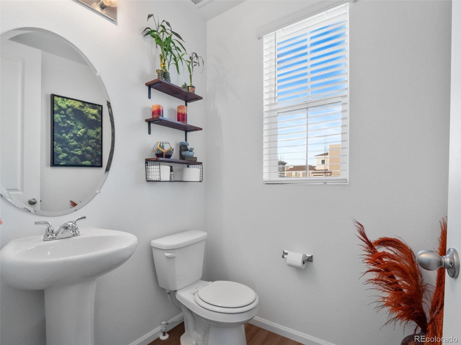 27436 E Archer Avenue