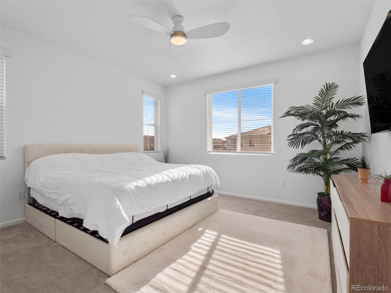 27436 E Archer Avenue