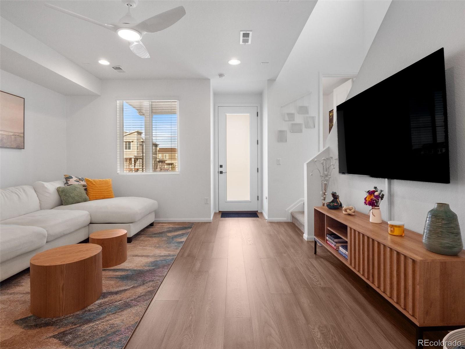 27436 E Archer Avenue