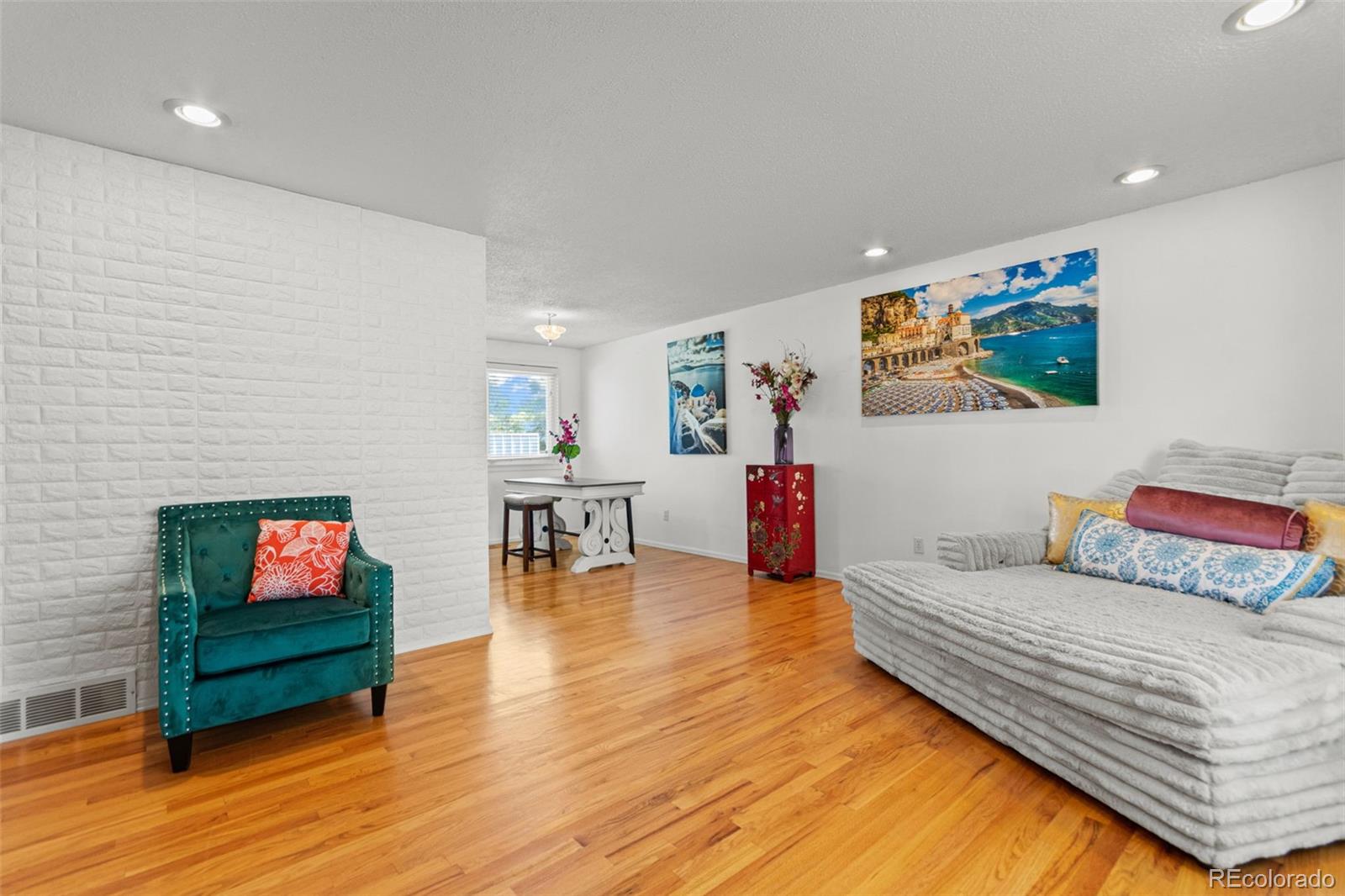 2658 S Cimarron Street