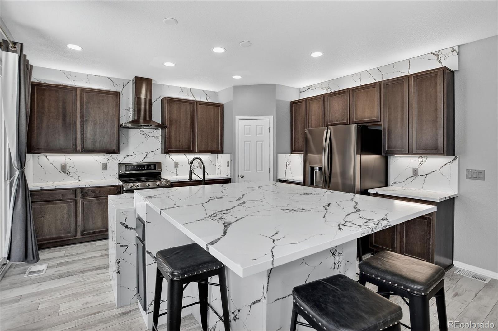 121 S Jackson Gap Way