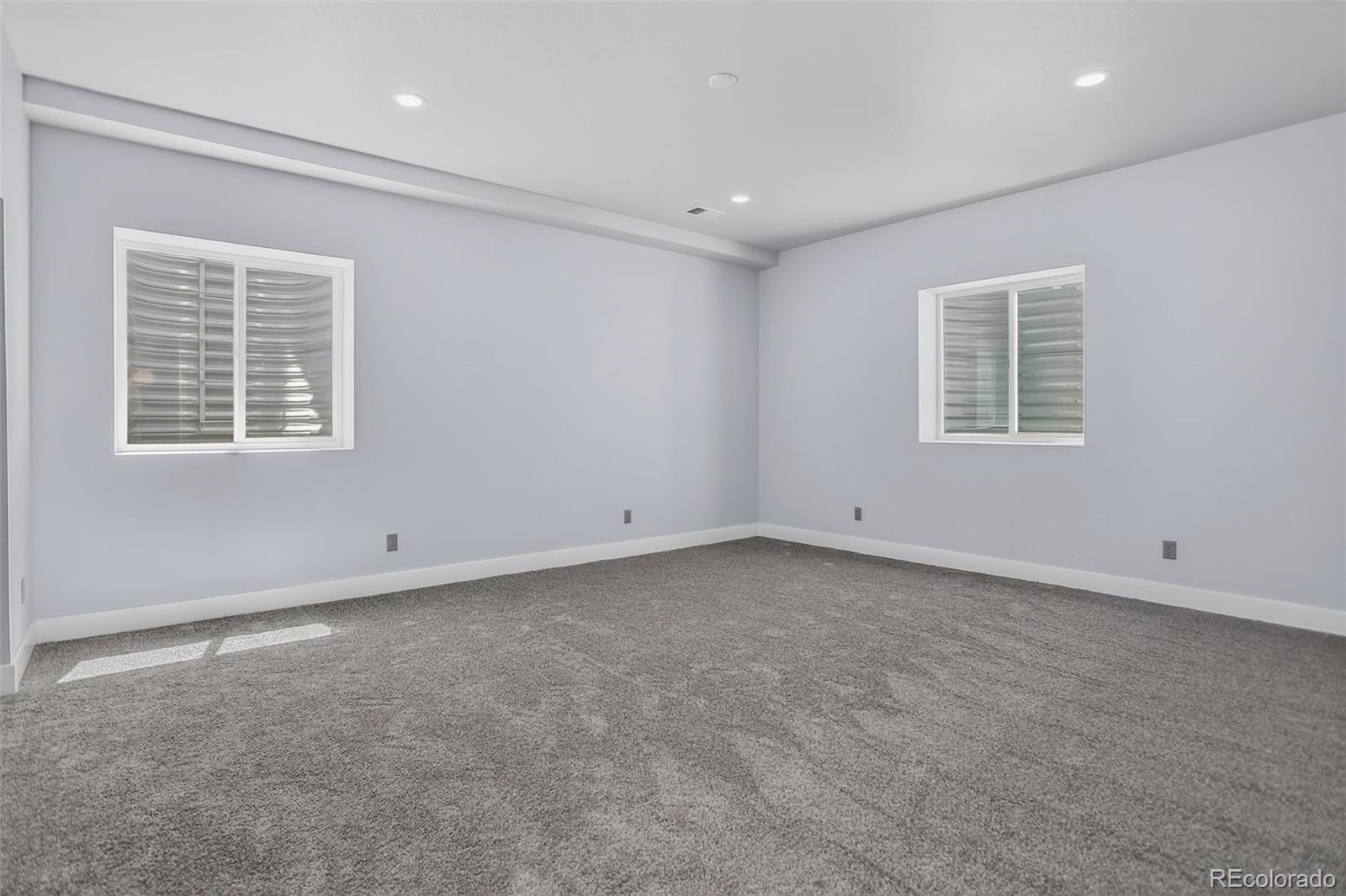 121 S Jackson Gap Way