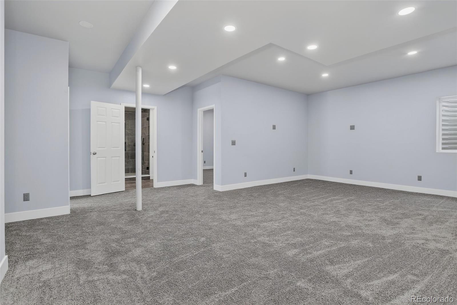 121 S Jackson Gap Way