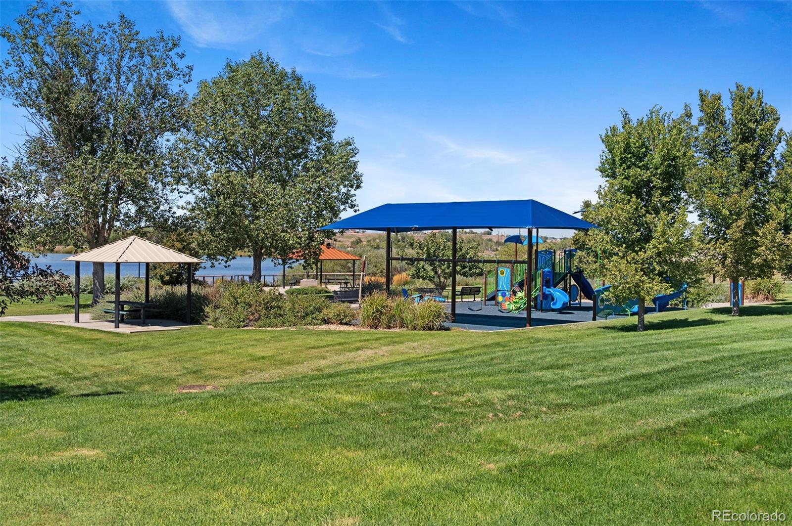 882 Mockingbird Lane
