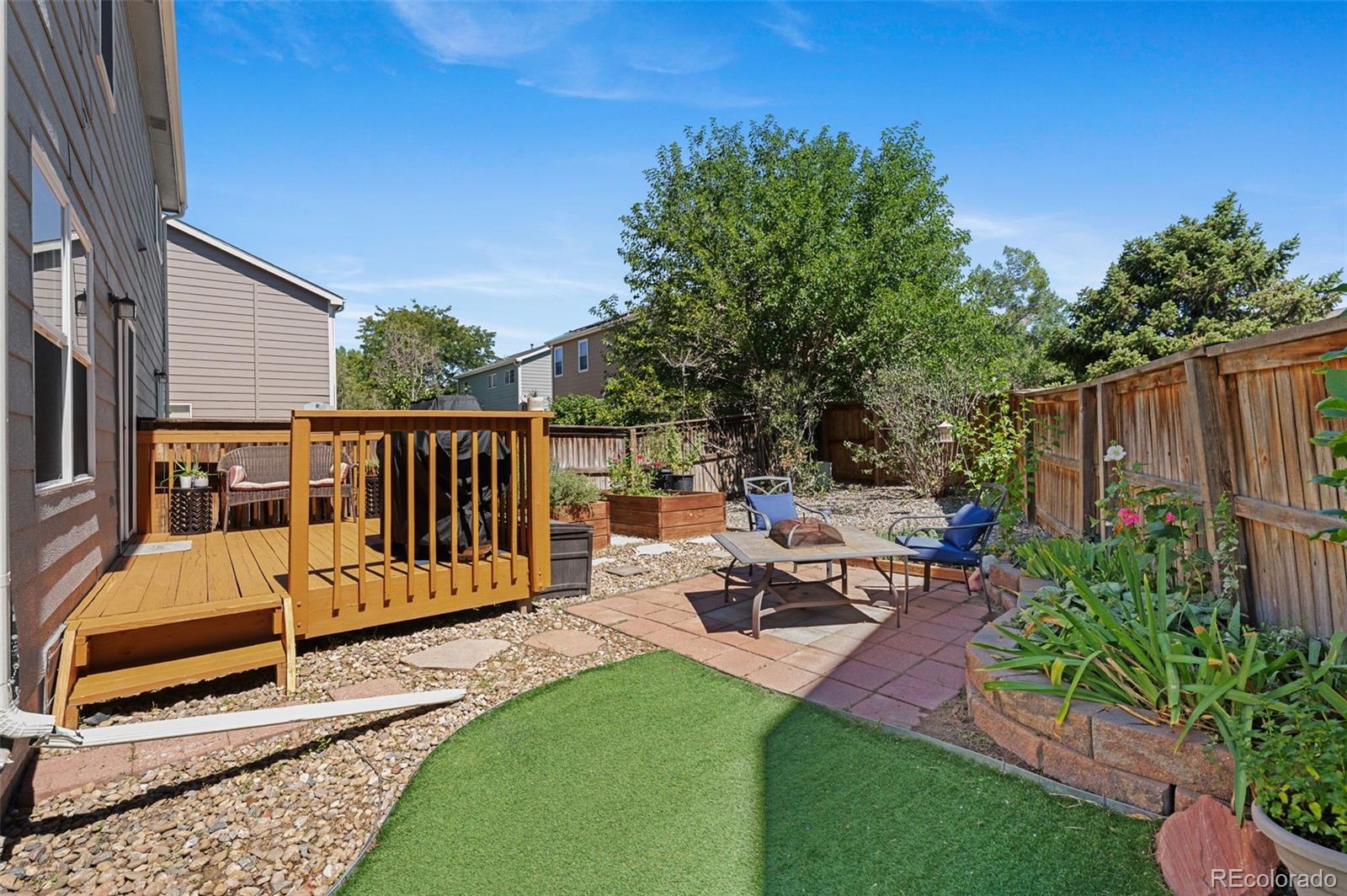 882 Mockingbird Lane