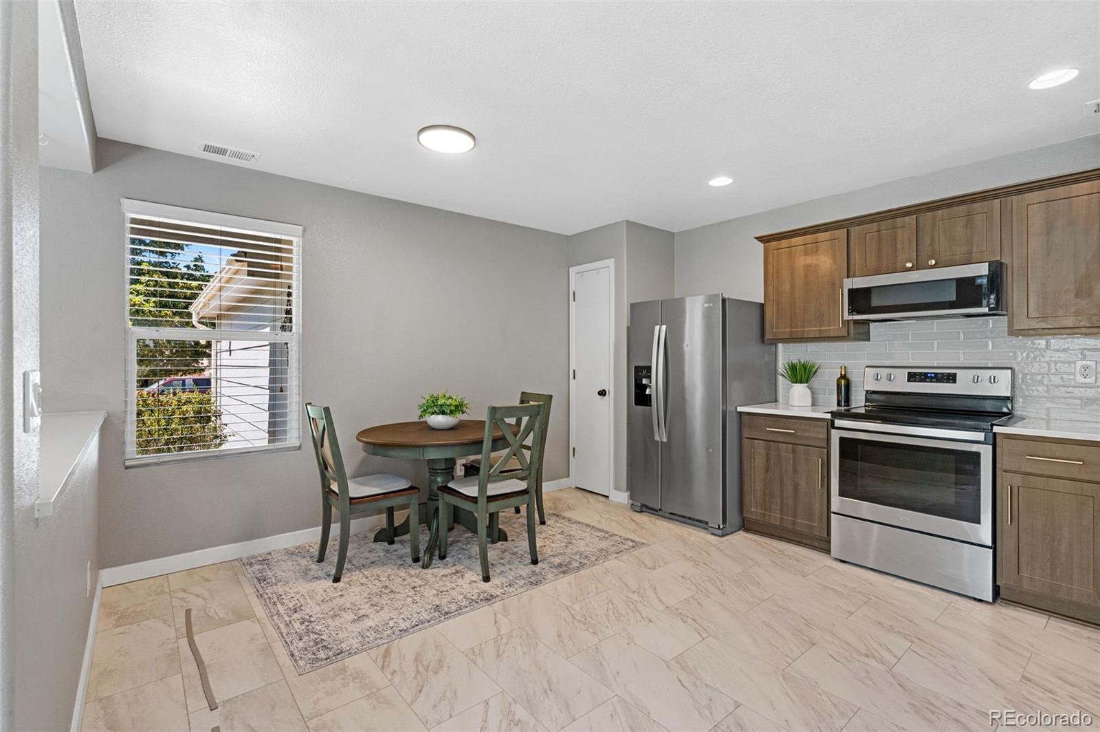 882 Mockingbird Lane