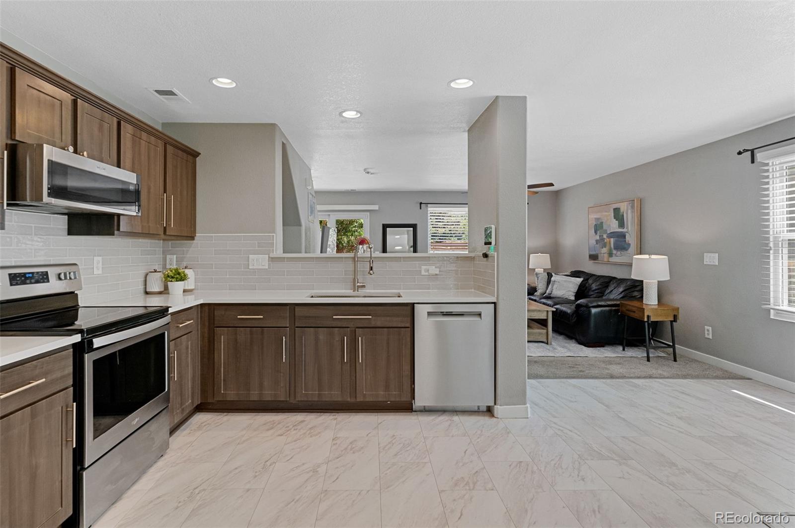 882 Mockingbird Lane