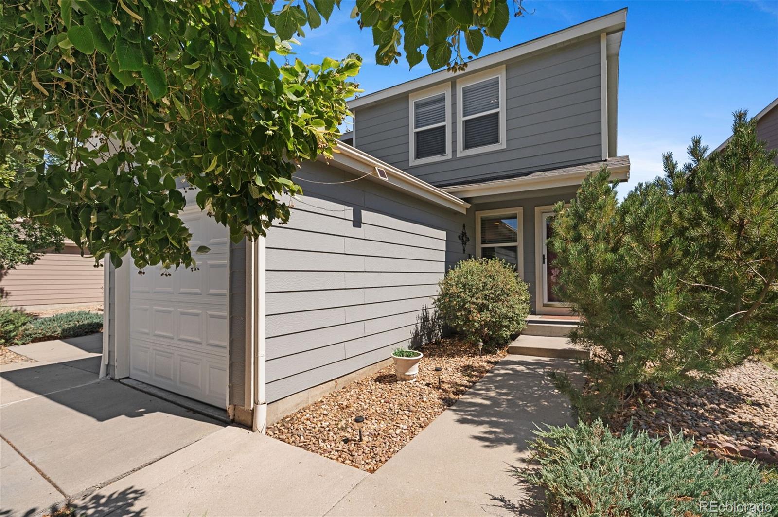 882 Mockingbird Lane