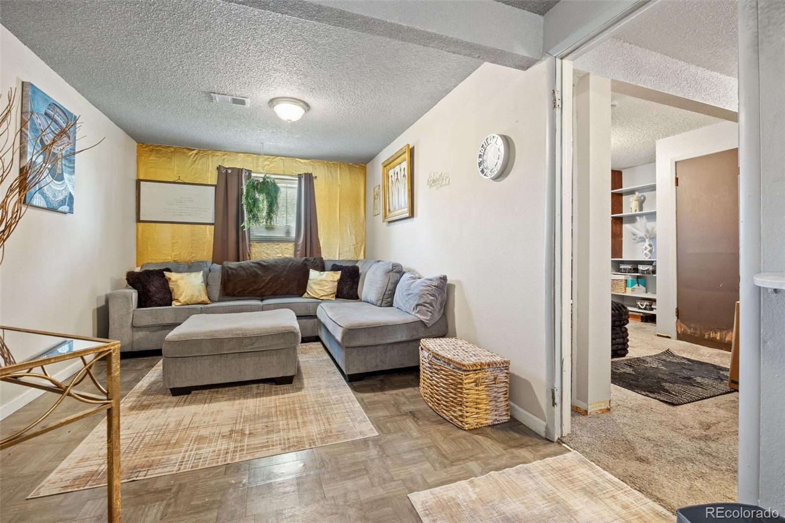 4725 Topeka Court