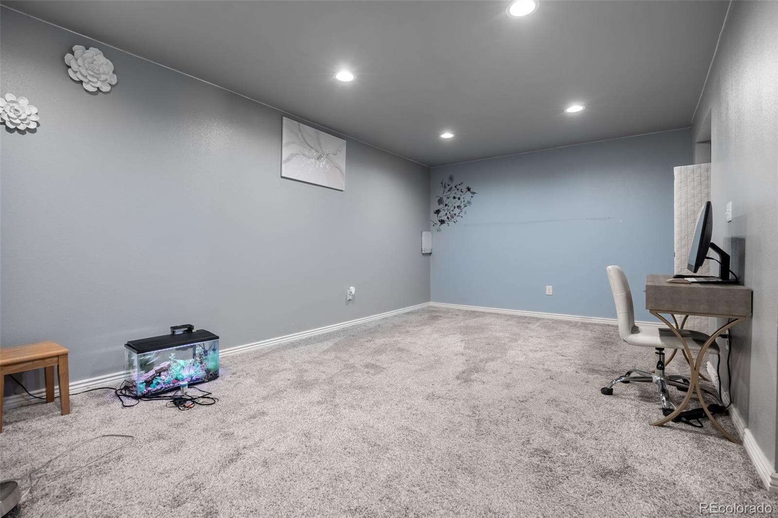 4725 Topeka Court