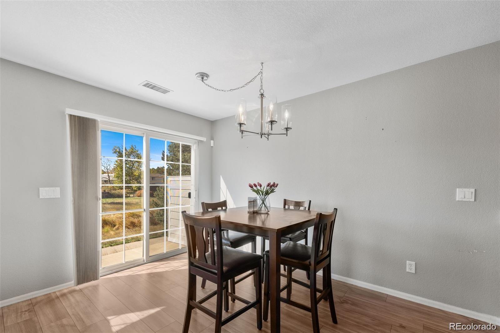 1381 S Cathay Court Unit: 106