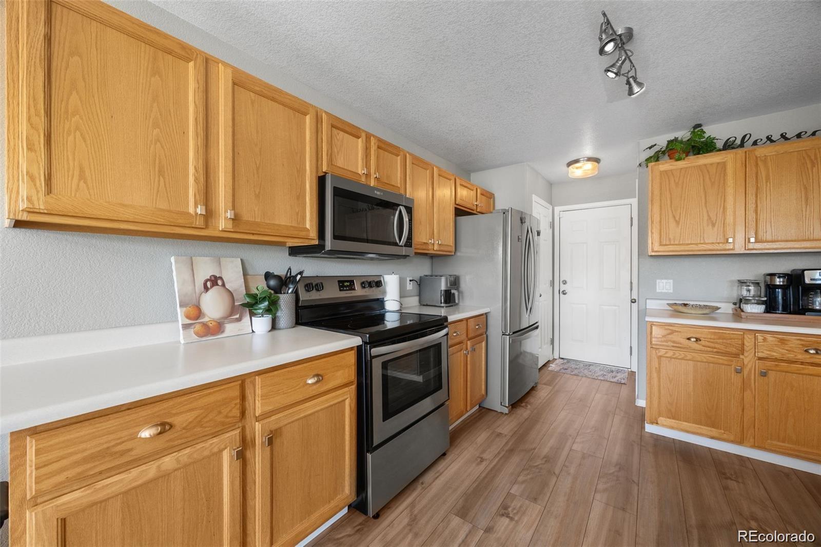 1381 S Cathay Court Unit: 106