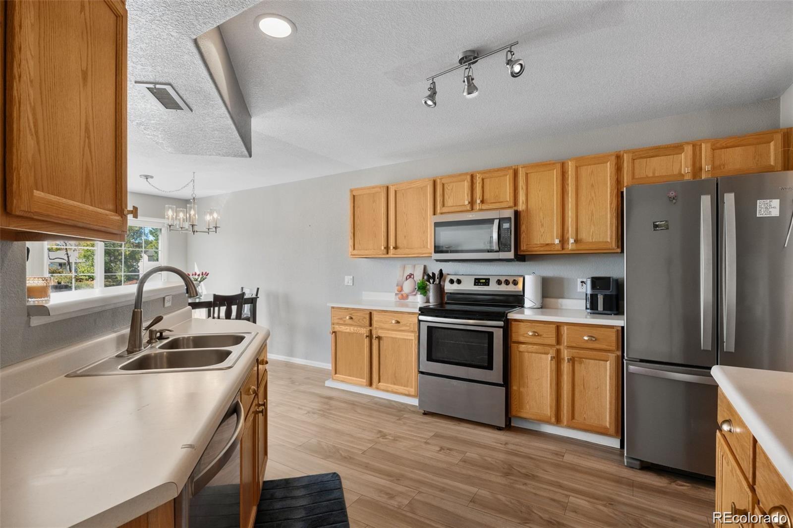 1381 S Cathay Court Unit: 106