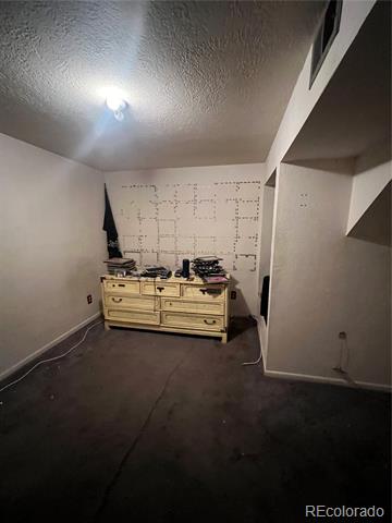 11830 E Canal Drive