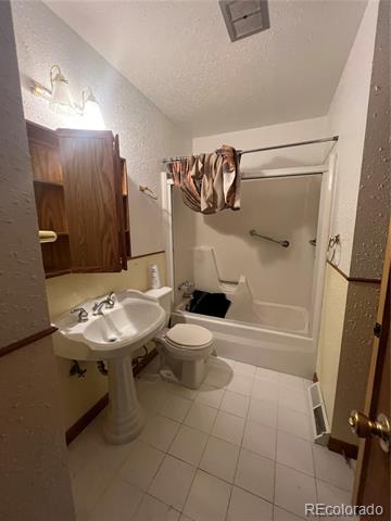 11830 E Canal Drive