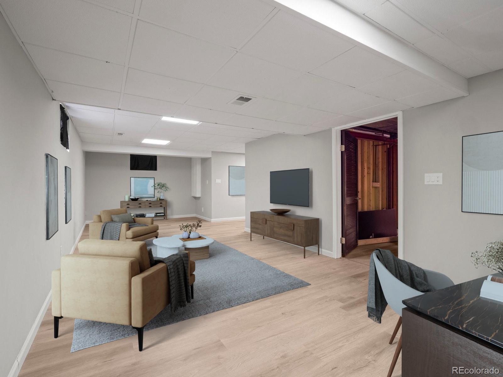 7932 S Marion Circle