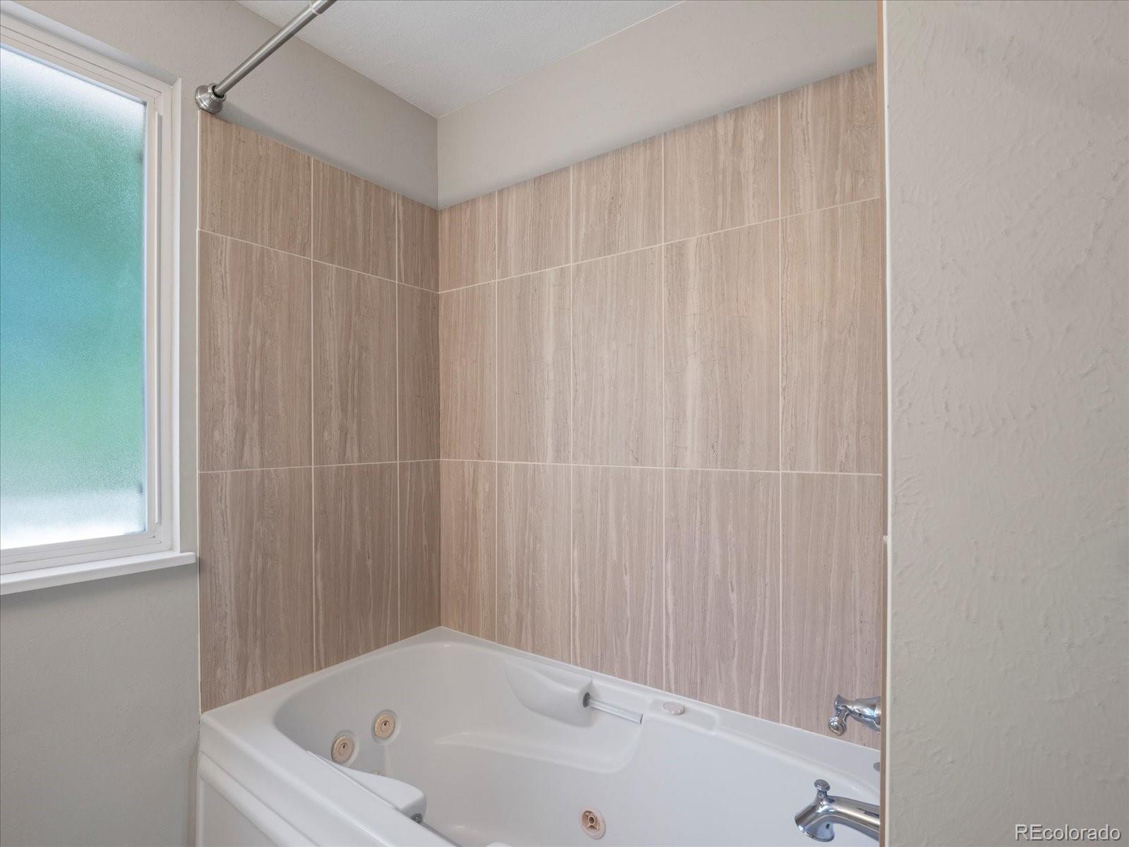 7932 S Marion Circle