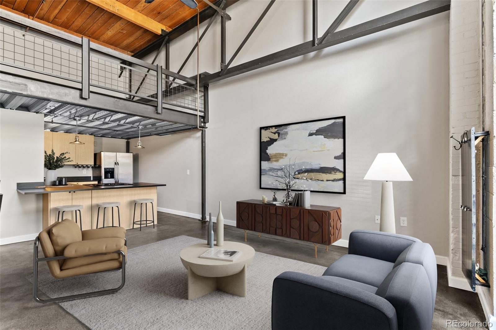 1111 Osage Street Unit: 16