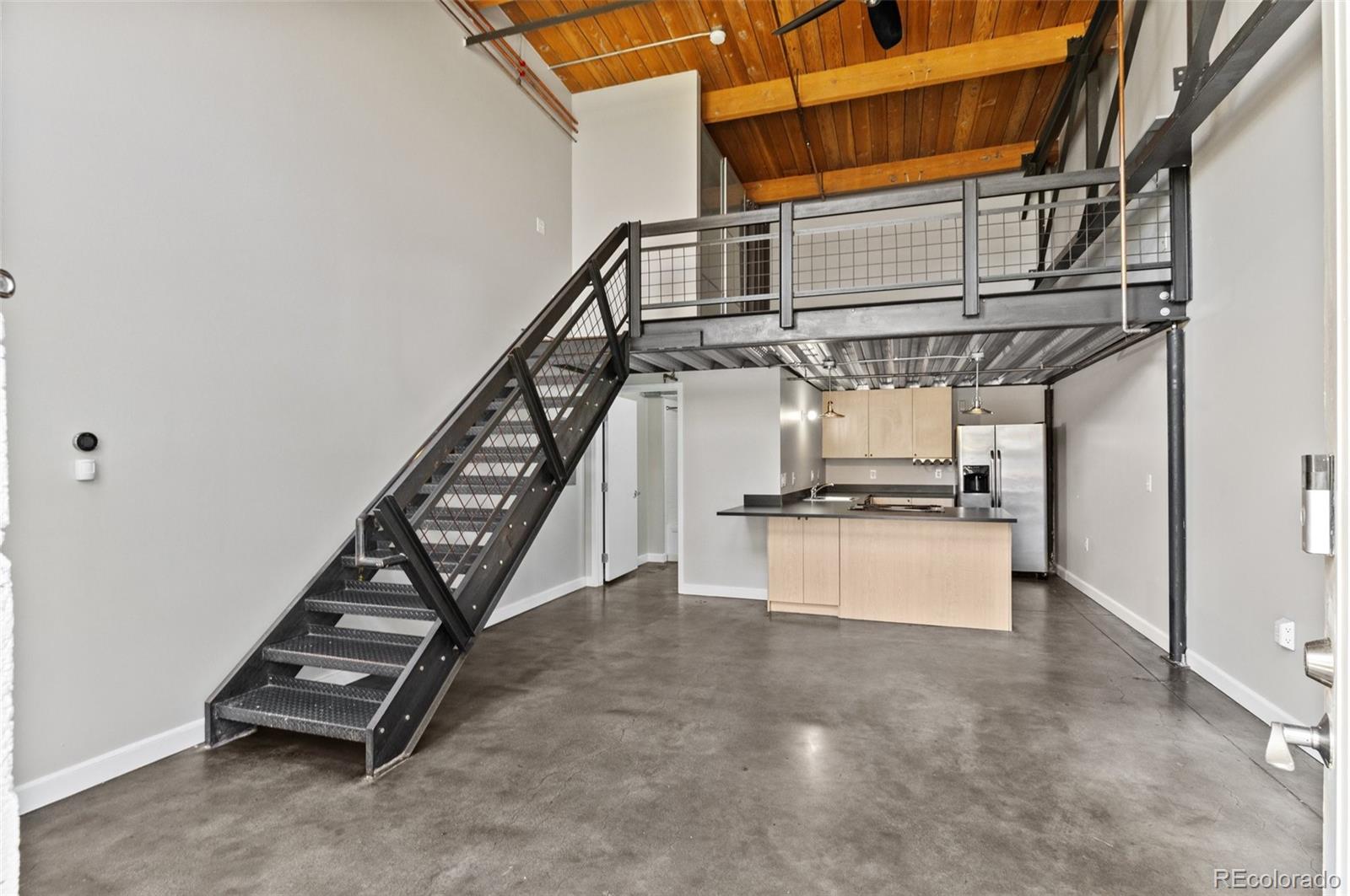 1111 Osage Street Unit: 16