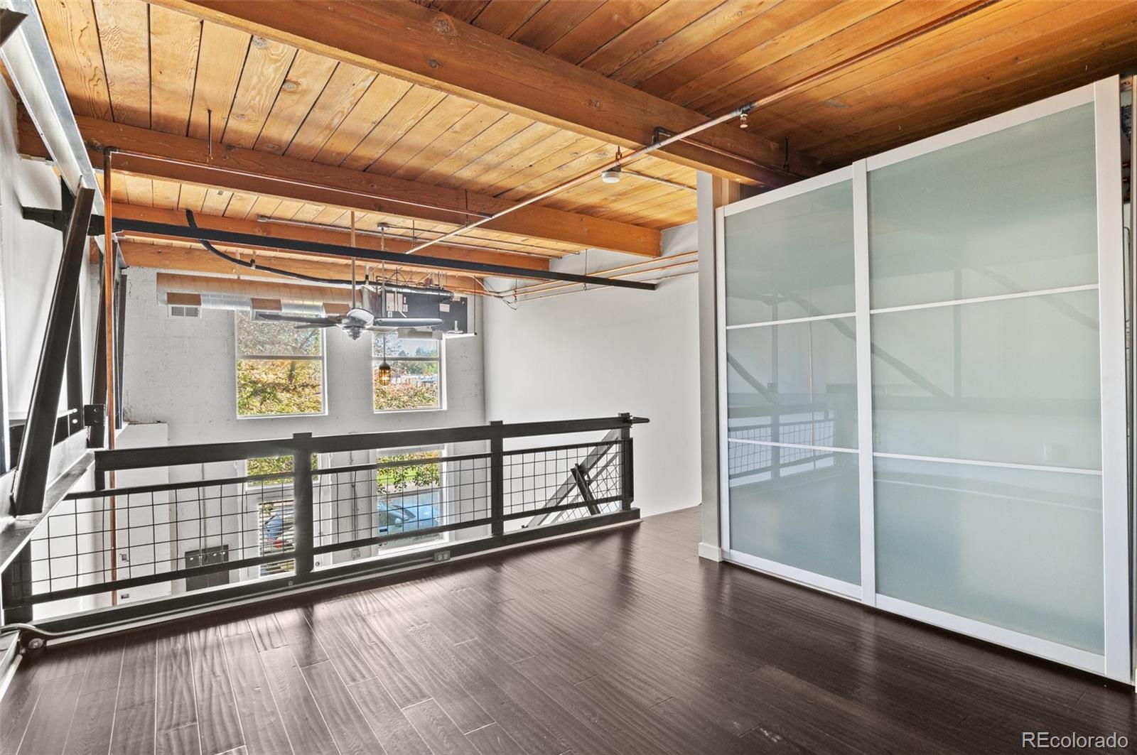 1111 Osage Street Unit: 16