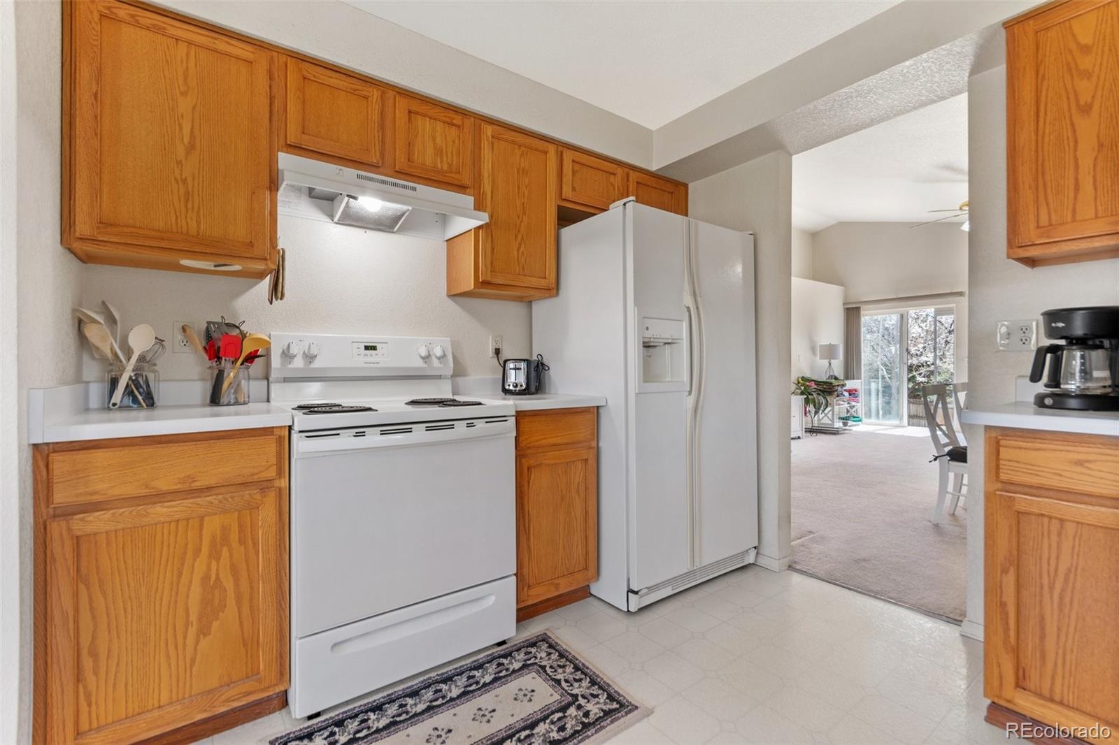 21322 E Williamette Place