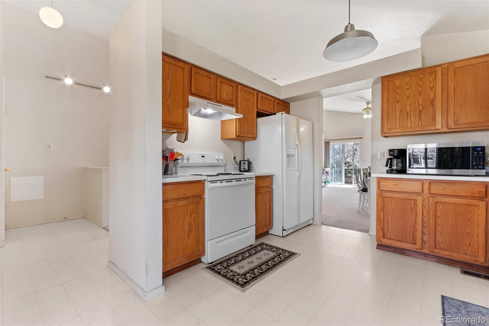 21322 E Williamette Place