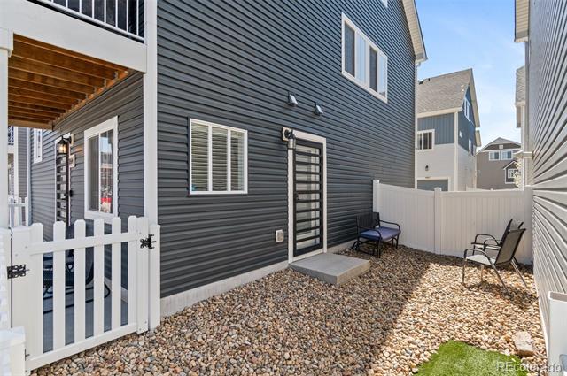 18644 E 54th Place