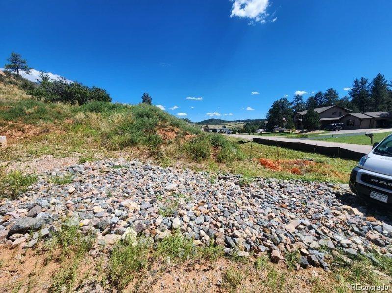 4251 Mohawk Drive