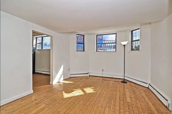 1706 Commonwealth Ave # 2