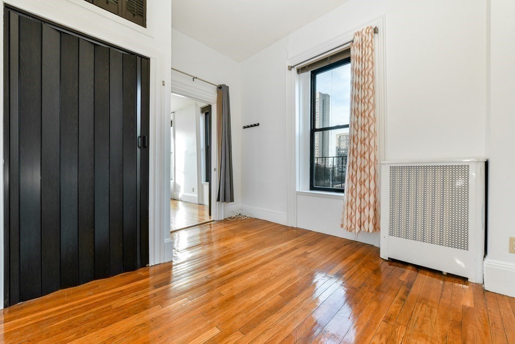41 Worcester Sq # 4