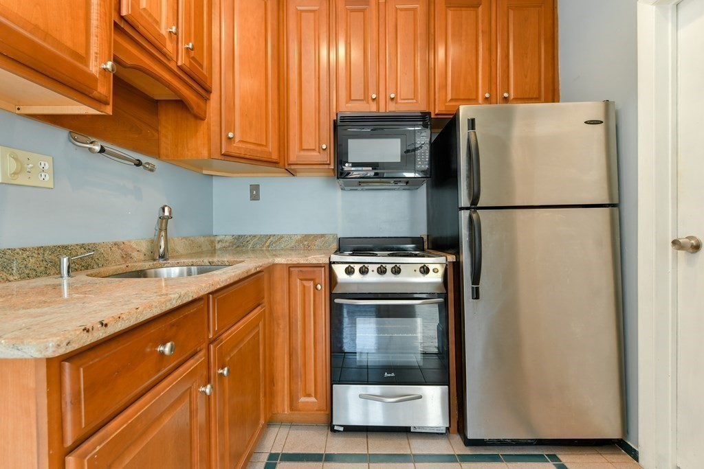 41 Worcester Sq # 4