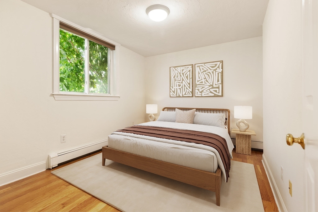 270 E St # 3